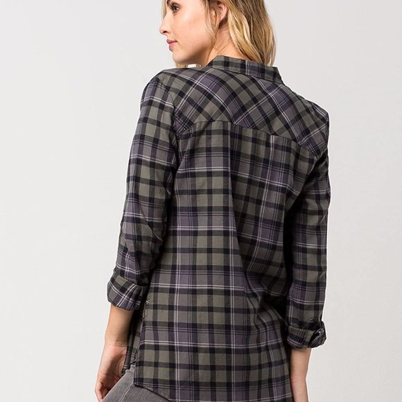 Fox Long Sleeve Button-Up. Small - Picture 3 of 9